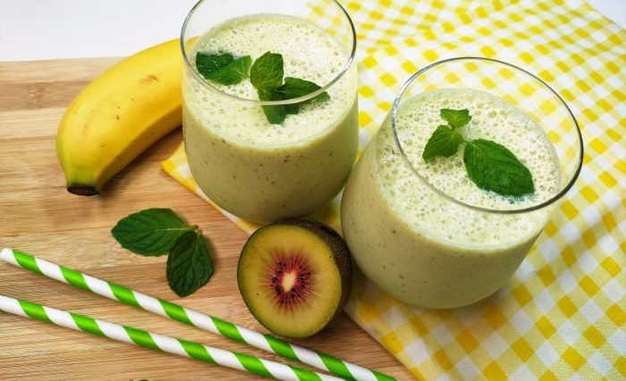 Gesunde ernährung grüne smoothies